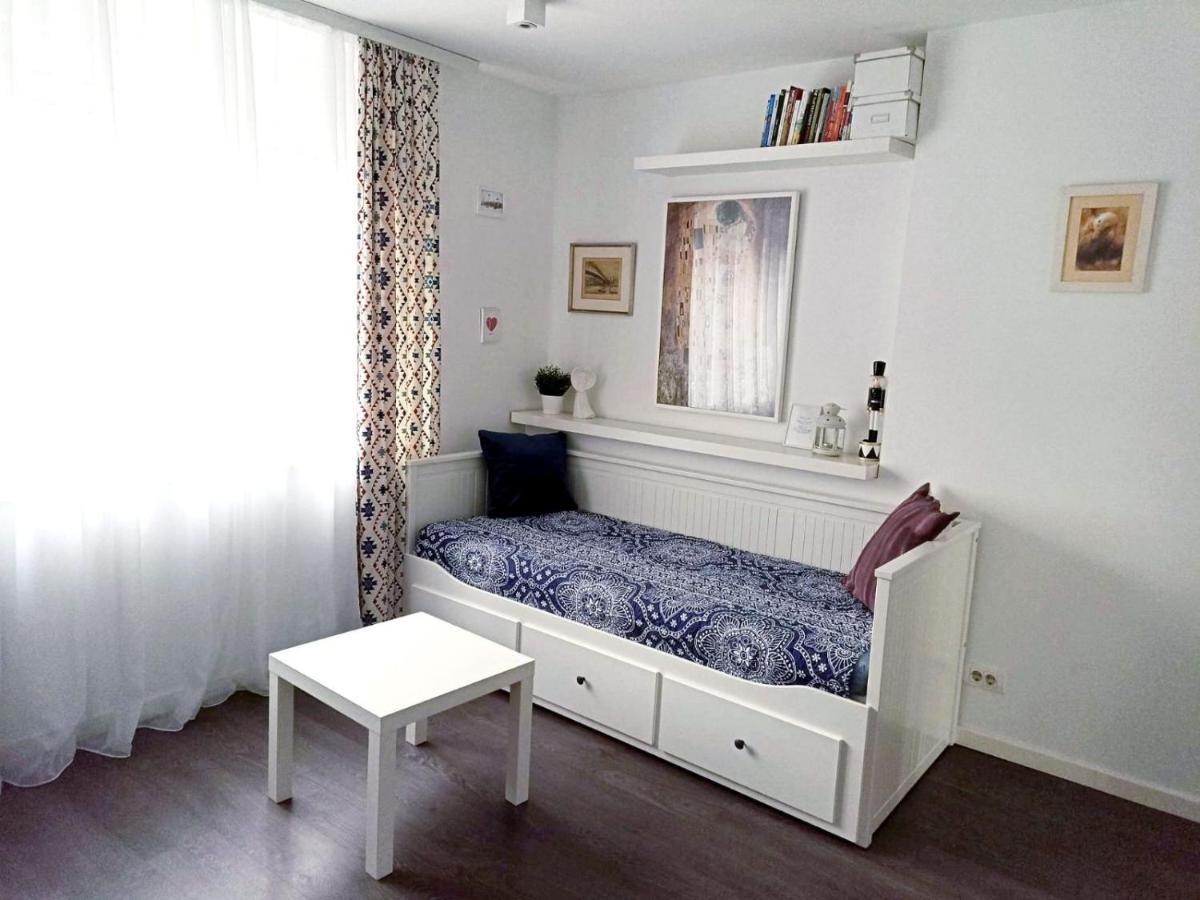 Bright Heart - Downtown Apartment Beograd Bagian luar foto